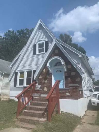 Main picture of 103 N 45th St