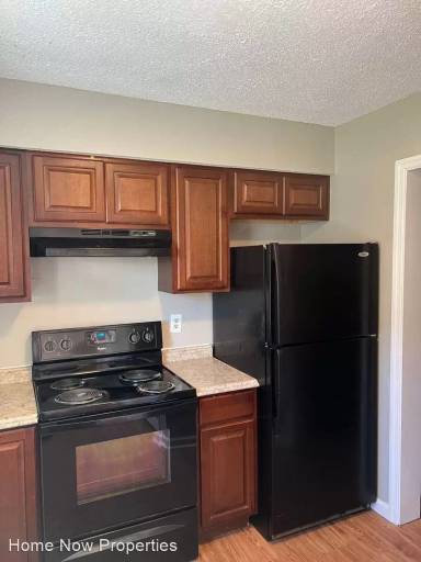 Main picture of 1074 Thornwoode Ln