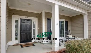 Main picture of 216 Claremont Way