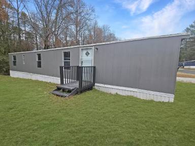 Main picture of 412 McElhaney Rd