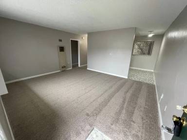 Main picture of 4918 W Point Loma Blvd