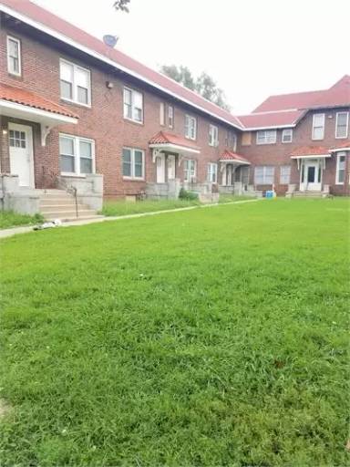 Main picture of 119 S 8th St