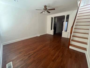 Main picture of 3011 Euclid Ave