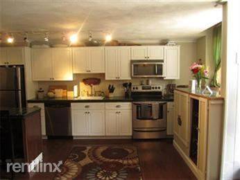 Main picture of 126 Prince St