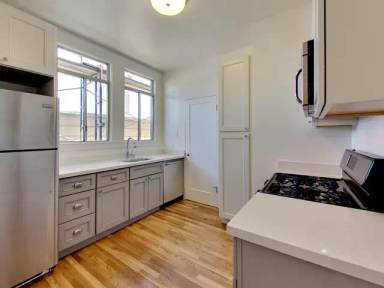 Main picture of 859 Vallejo St
