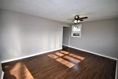 Main picture of 26 Hayes St