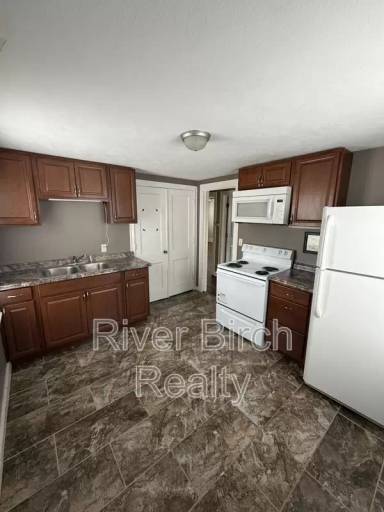 Main picture of 423 West Lawrence Avenue - 2