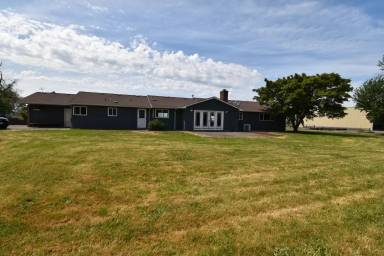 Main picture of 35725 Engle Rd SE