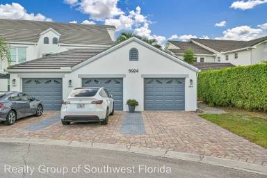 Main picture of 5924 Sand Wedge Ln