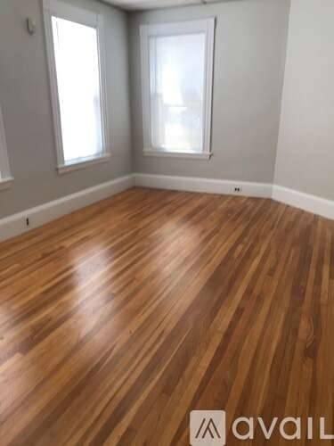 Main picture of 105 Dudley St