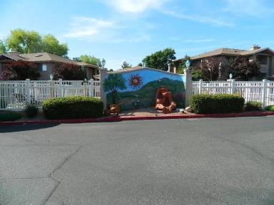Main picture of 985 E Mingus Ave