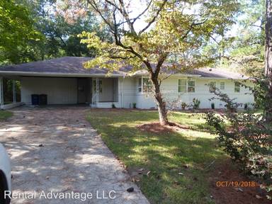 Main picture of 371 Pioneer Cir