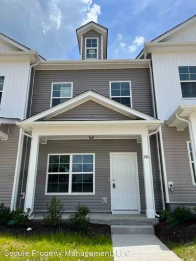 Main picture of 146 Kathryn Ct