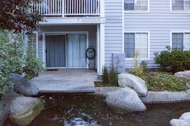 Main picture of 1331 W Capitol Dr