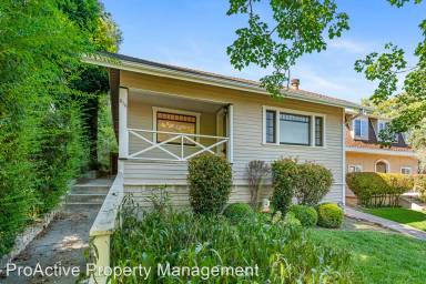 Main picture of 816 Valley View Rd