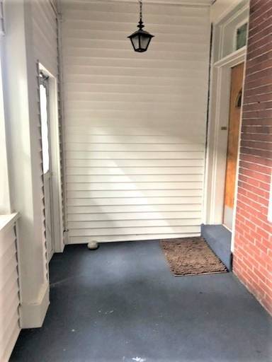 Main picture of 1940 Chestnut St