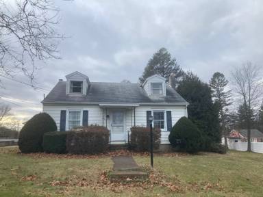 Main picture of 232 Byron Ave