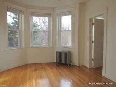 Main picture of 107 Park Dr