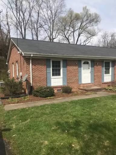 Main picture of 313 Redstone Dr