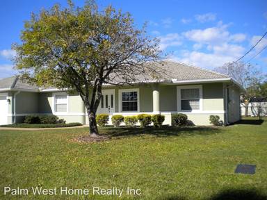 Main picture of 66 Fieldstone Ln