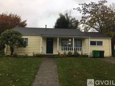 Main picture of 420 Wilson St NE