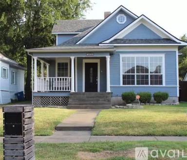 Main picture of 1024 W Sears St