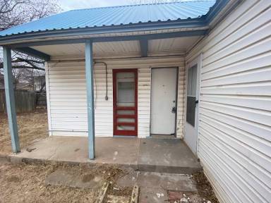 Main picture of 2220 15th St