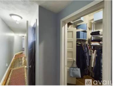 Main picture of 83 12th St