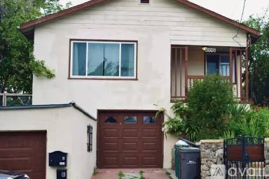 Main picture of 2443 24th Ave