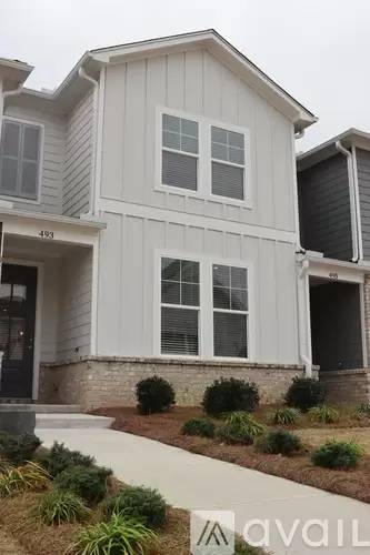Main picture of 493 Crown Dr