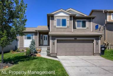 Main picture of 8926 N 159th Ave