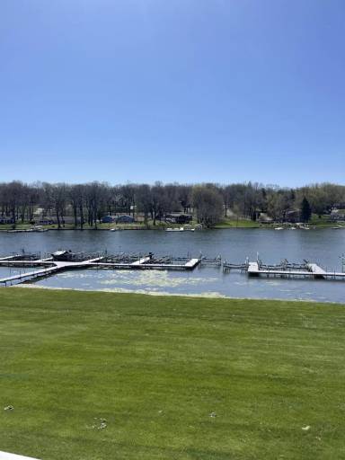Main picture of 2138 Landings Ln