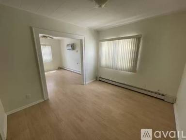 Main picture of 735 Teneyck Ave
