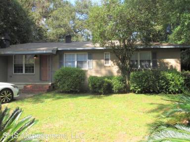 Main picture of 1856 Honeysuckle Dr