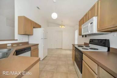 Main picture of 1732 Vista Lake Cir