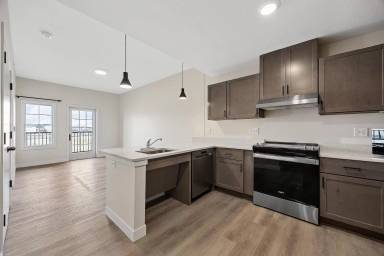 Main picture of 700 Mustang Ln