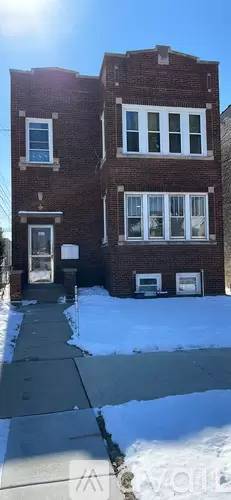Main picture of 4947 W Sunnyside Ave