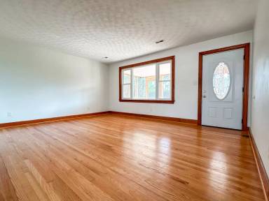 Main picture of 3508 Linnet Ln
