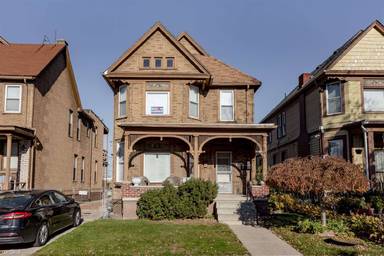 Main picture of 1640 Church St