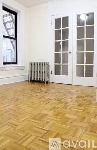 Main picture of 230  East 78th St
