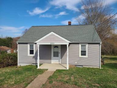 Main picture of 500 Claiborne Ave