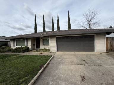 Main picture of 37 W Donna Dr