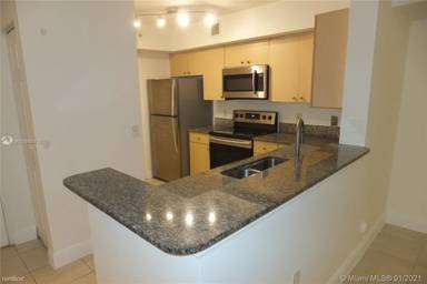 Main picture of 2427 Centergate Dr