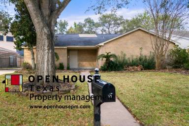 Main picture of 12122 Nova Dr