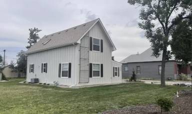 Main picture of 4004 Main St