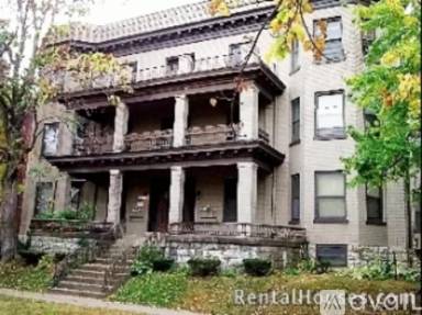 Main picture of 432 Kensington Ct