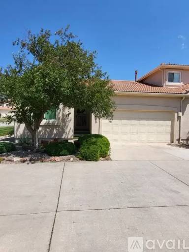 Main picture of 150 Luxury Ln