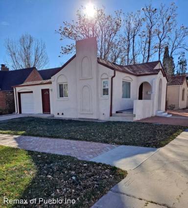 Main picture of 1724 N Grand Ave