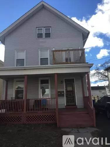 Main picture of 10 Gilbert Ave