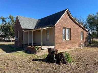 Main picture of 2800 Avenue Q